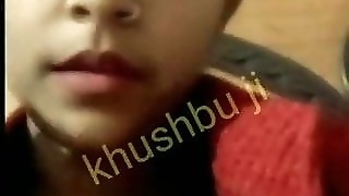 Desi sexy girl does nude video call to her lover