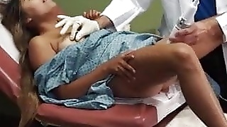 Indian doctorâ€™s office sex video